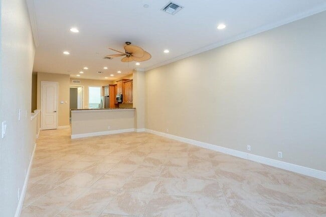 Building Photo - 4803 Sawgrass Breeze Dr