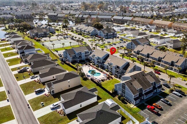 Building Photo - ***Free Utilities ***All Inclusive Seasonal Rental Available November 4, 2025 - March 31, 2026