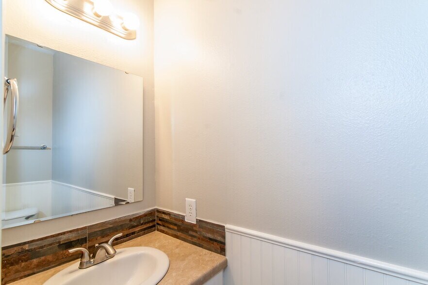 Building Photo - 18930 Forest Trace Dr