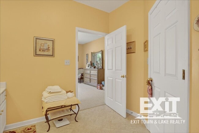 Building Photo - Beautiful Home in Beaver Creek