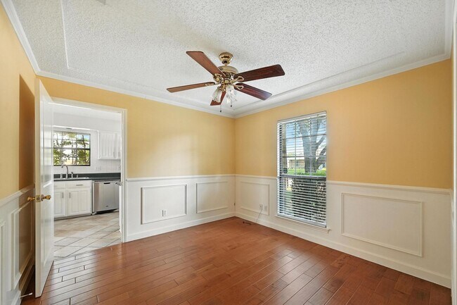 Building Photo - Beautiful 4-Bedroom Home in Sought-After Plano