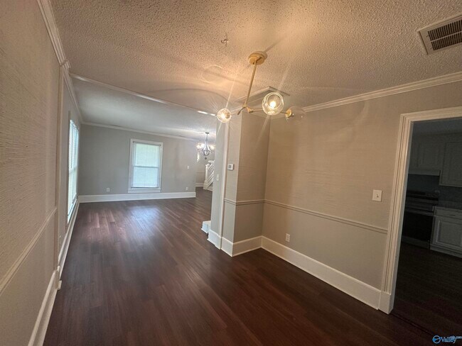 Building Photo - 3030 Dupree Dr SW