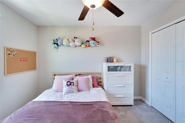 Building Photo - 403 Royal Empress Dr