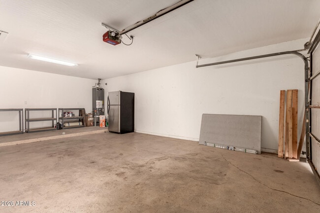 Building Photo - 3613 S Kenneth Pl