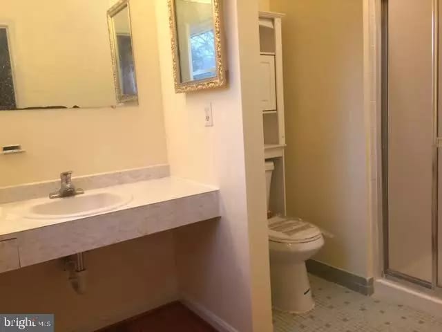 Building Photo - 5603 Lalos St