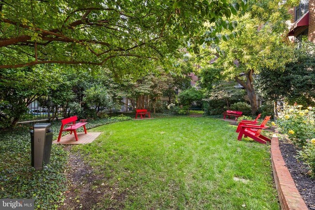 Building Photo - 1401 17th St NW