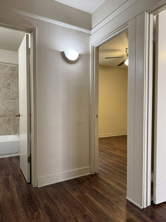 Building Photo - 45w26th