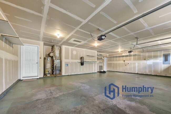 Building Photo - 3956 E Granger Dr