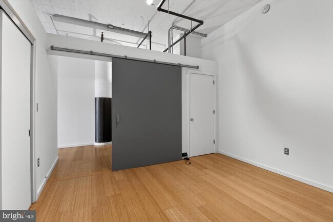 Building Photo - 1714 Memphis St