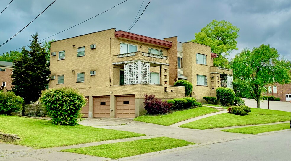 Building Photo - 2385 Van Leunen Dr