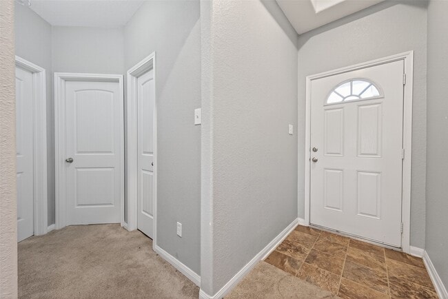 Building Photo - 13922 Katlin Rd