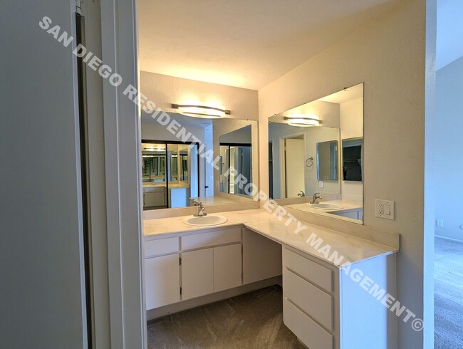 Building Photo - Welcome to your new retreat in the heart o...