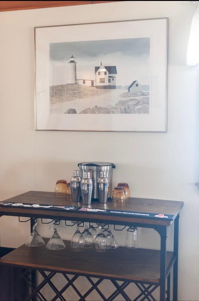 Building Photo - 226 Ocean Blvd