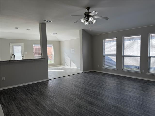 Building Photo - 220 Bonsai Dr