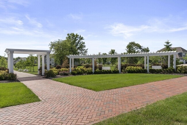 Building Photo - 6412 Dicesare Lp