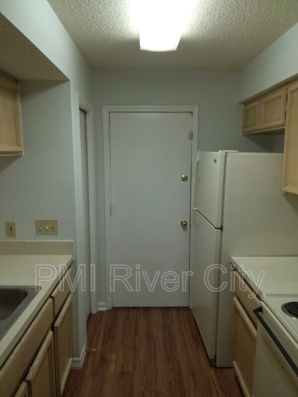 Building Photo - 7491 Countryman Ln