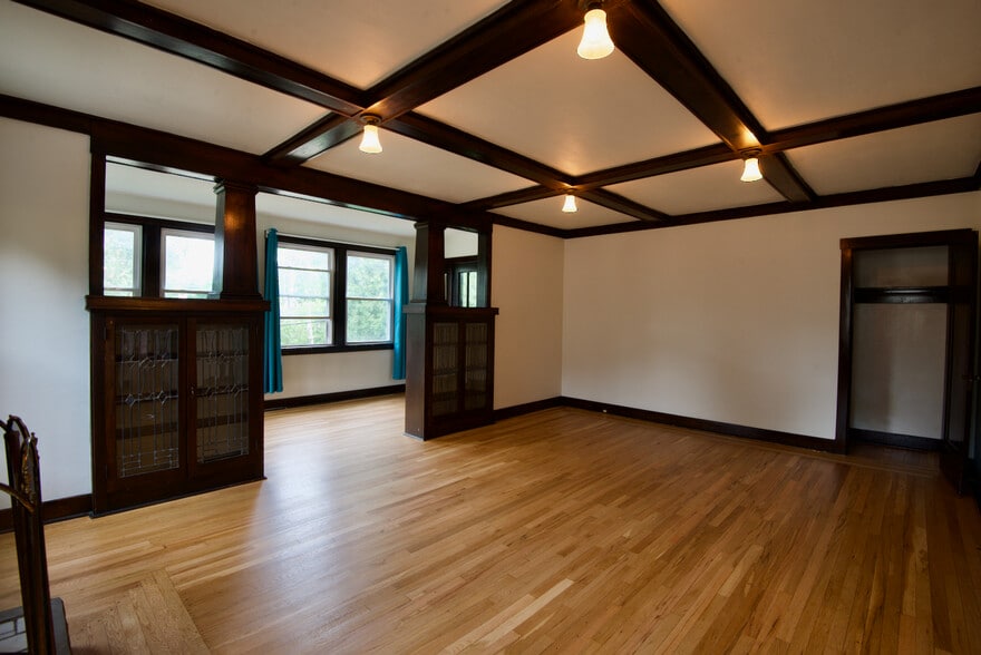 Building Photo - 218 Pennsylvania Blvd