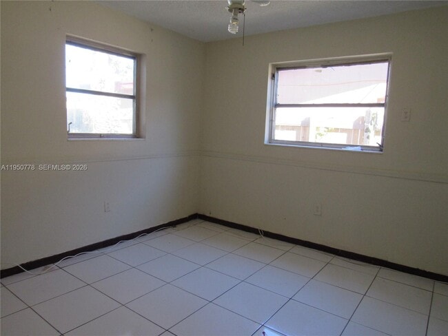 Building Photo - 7913 Ramona St