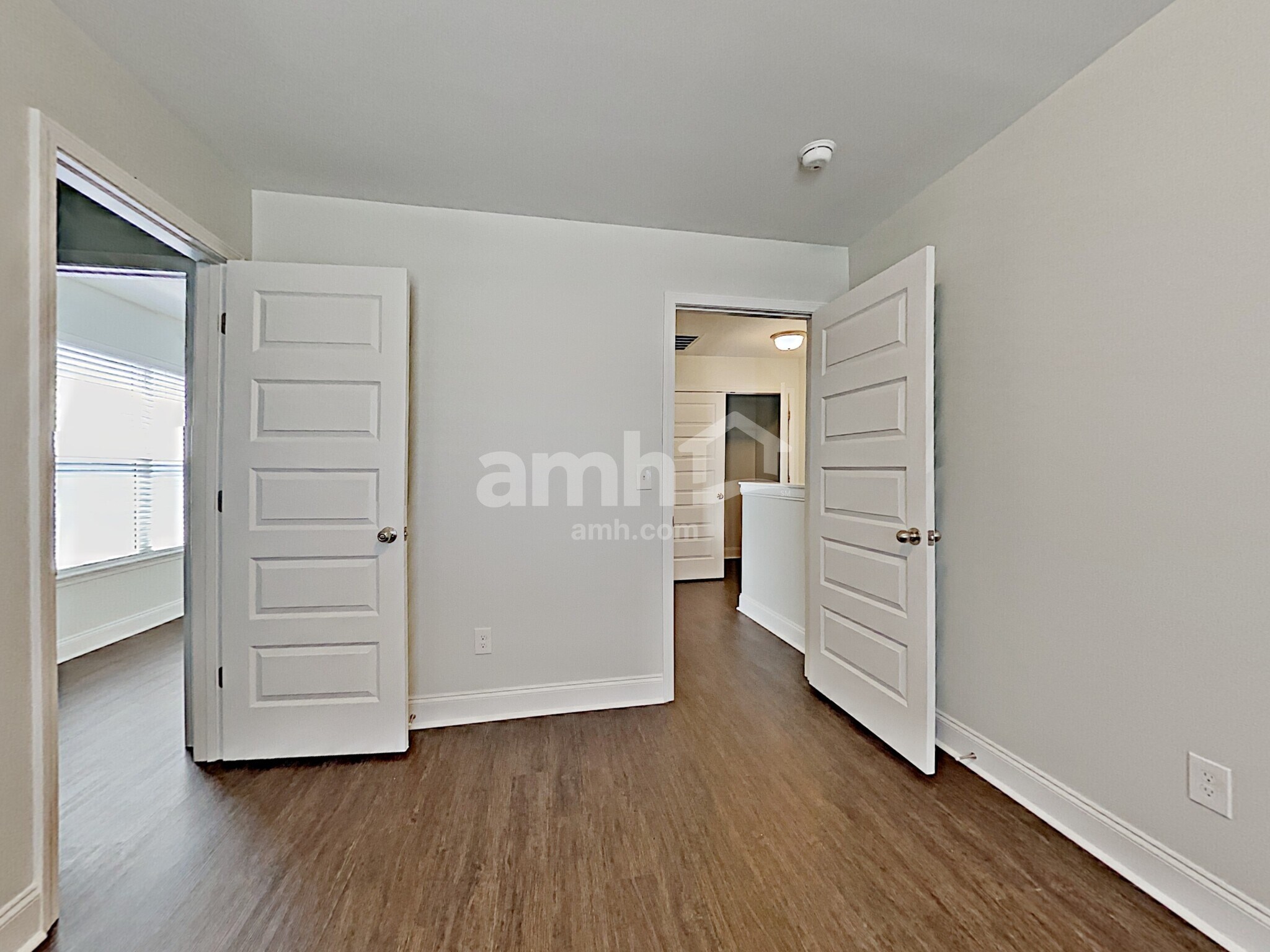 Building Photo - 5342 Tupelo St