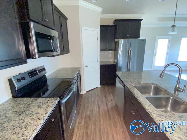 Building Photo - 609 Willow Crest Ln SW