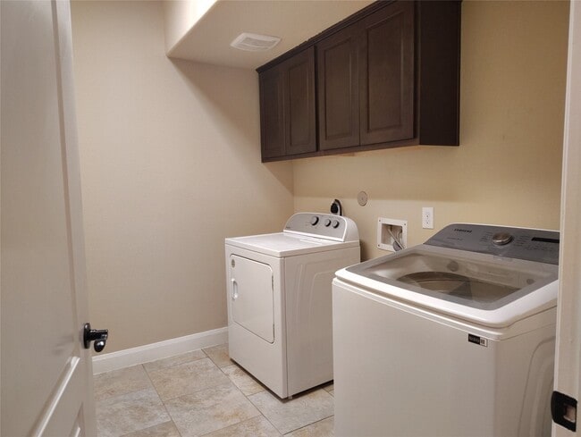 Building Photo - 17007 Mahogany Trace Ln
