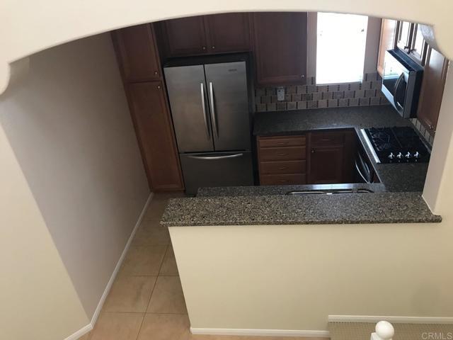 Building Photo - 6430 Terraza Portico