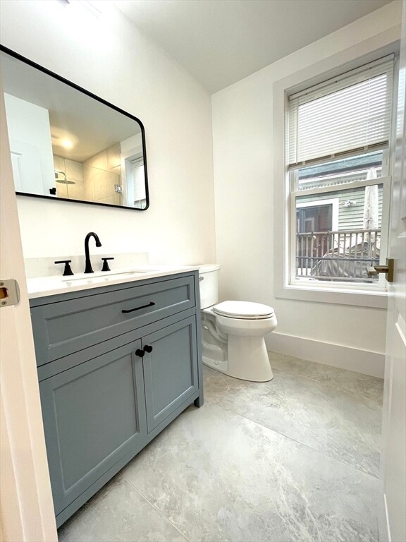 Building Photo - 16 Delle Ave