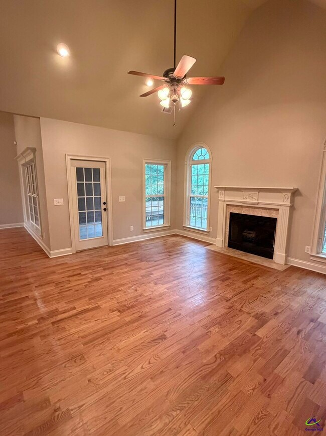 Building Photo - 254 Southfield Ct