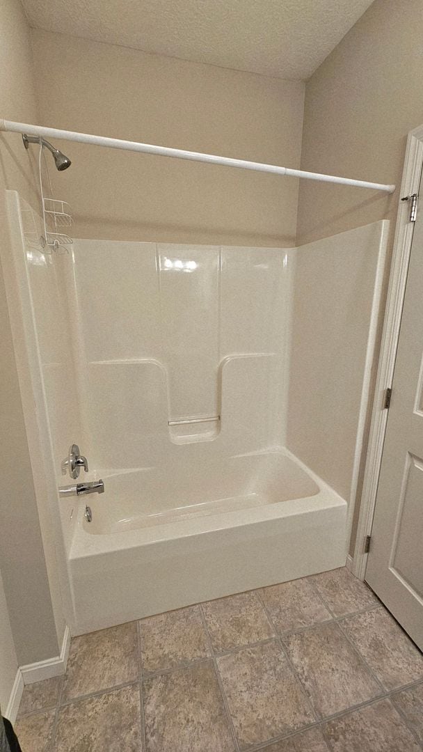 Building Photo - Bridgewater Two bedroom Condo Available!