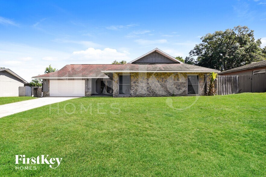 Primary Photo - 409 Seville Ave