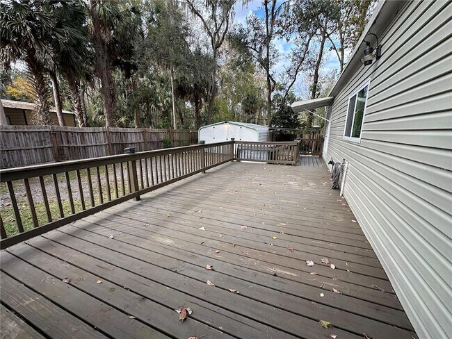 Building Photo - 24007 River Rd