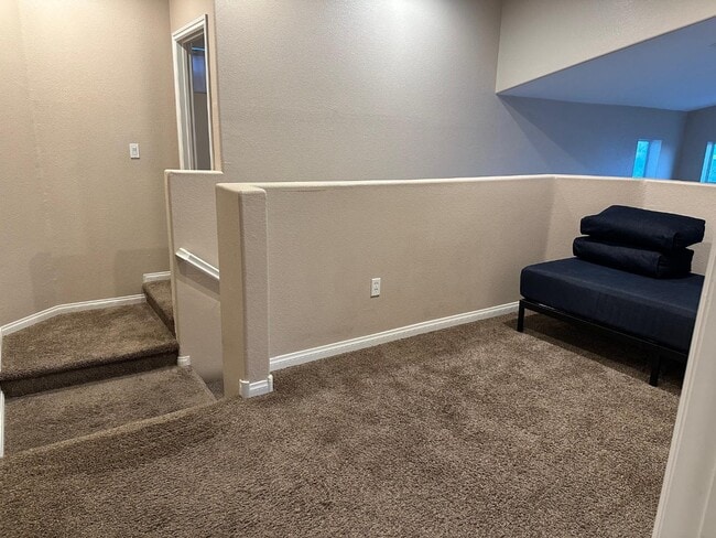 Building Photo - 7533 French Springs St