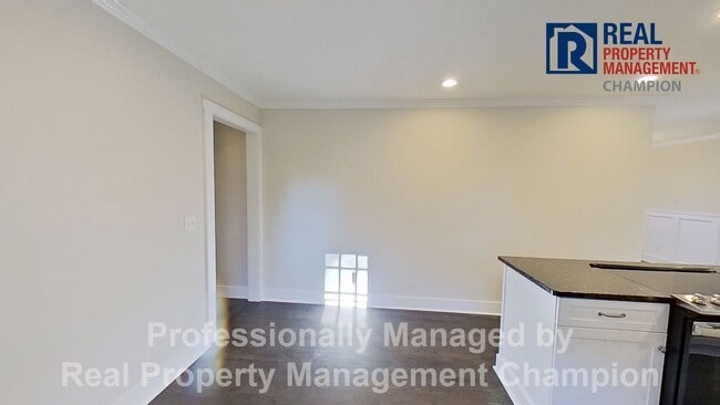 Building Photo - Updated 3 BD/2BA Home w/Spacious Rooms and Large Yard