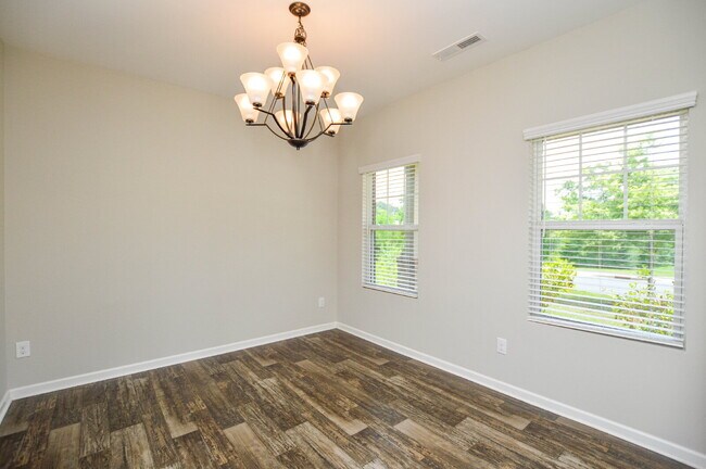 Building Photo - Spacious 4 Bedroom Home with 1st Floor Primary Suite in Austen Lakes  4 Bedrooms | 2.5 Bathrooms ...