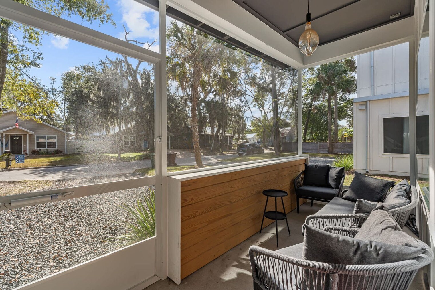 Building Photo - 21 Pearl St