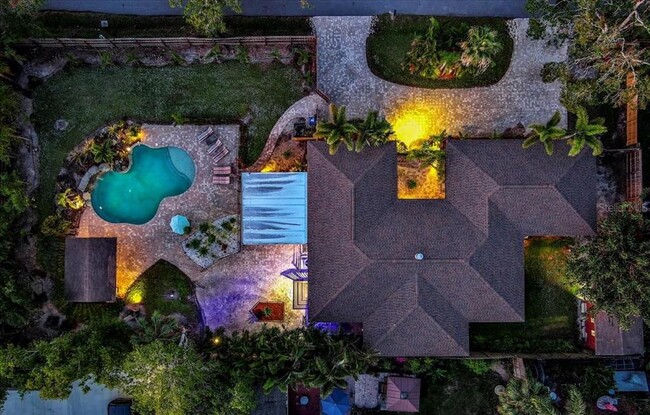 Building Photo - 4301 S Lockwood Ridge Rd