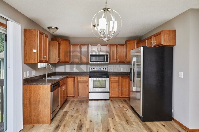 Building Photo - 3504 163rd St