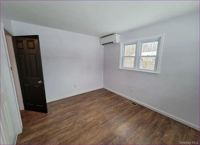 Building Photo - 20 Princeton St