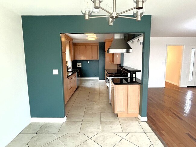 Building Photo - SAN MARINO DR  BUENA PARK, 90620  (4 BED / 2 BATH)