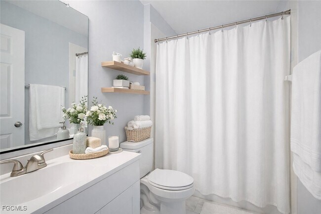 Building Photo - 3107 SW 15th Ave