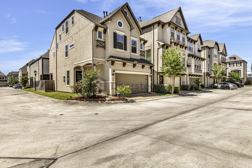 Building Photo - 1507 Peyton Oaks Pl
