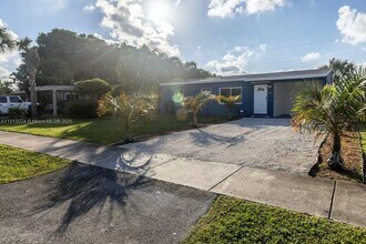 Building Photo - 5841 NE 3rd Ave