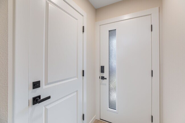 Building Photo - 14707 87th Ave SE