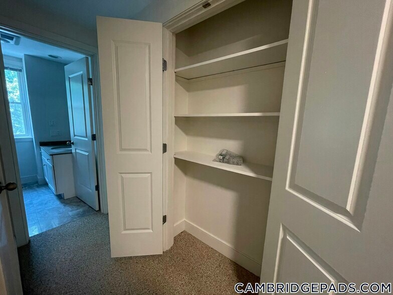 Building Photo - 110 Second St