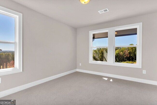 Building Photo - 423 Lincoln St