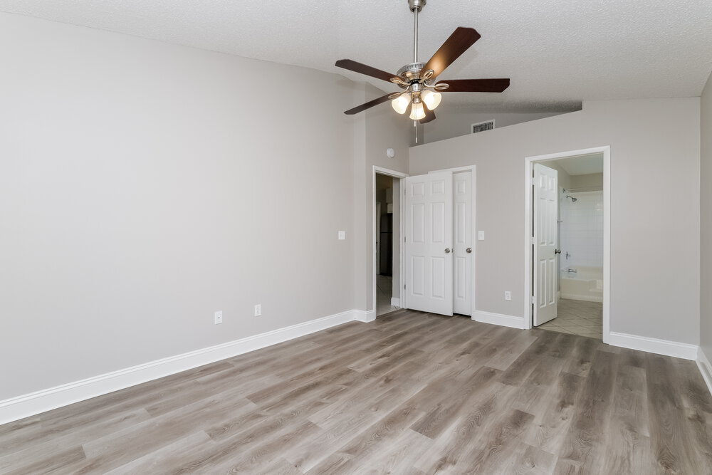 Building Photo - 1540 Chepacket St