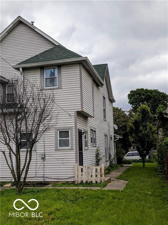 Building Photo - 2310 N Kenwood Ave