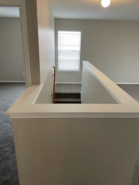 Building Photo - 9020 Garden Springs Dr