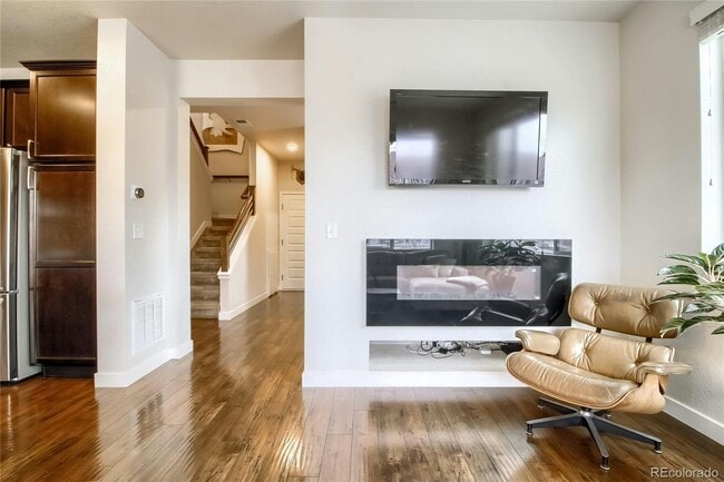 Building Photo - 6775 Morrison Dr