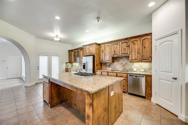 Building Photo - 6755 San Fernando